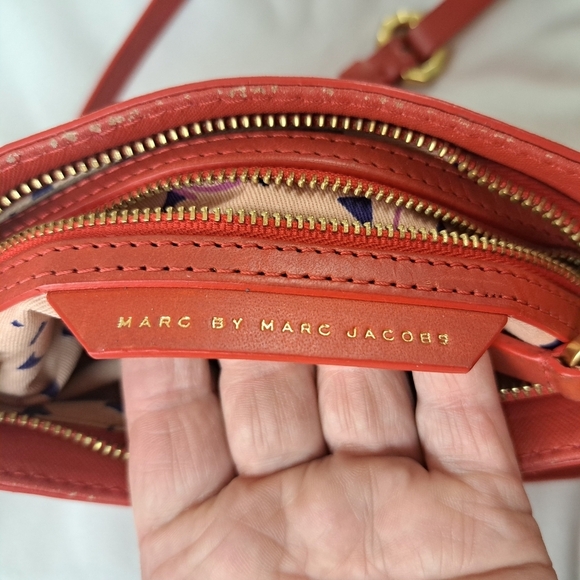 Marc by Marc Jacobs Red Alphabet Crossbody 100% Cow Leather Vintage - Picture 10 of 16